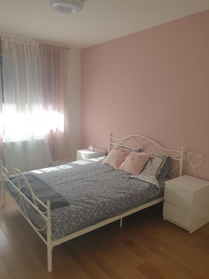 Apartment Mona Белград Екстер'єр фото